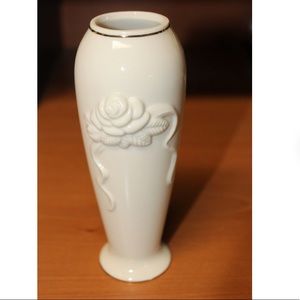 1980s Lenox Porcelain Rosebud Collection Vase
